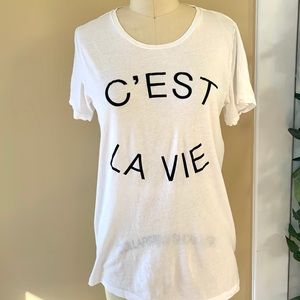 C’EST LA VIE Graphic t-shirt